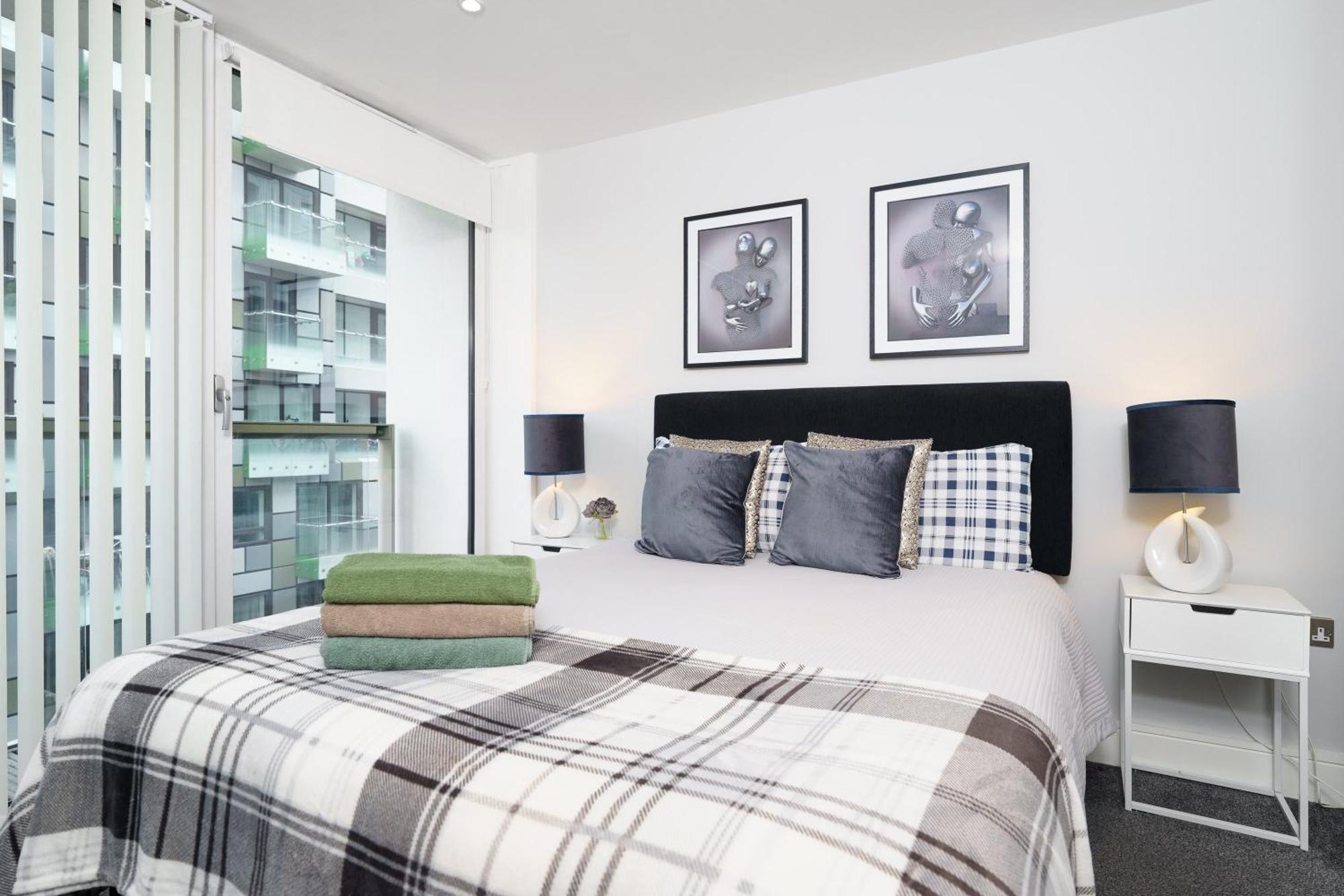 Apartmán Cobalt Point 2 Londýn Exteriér fotografie